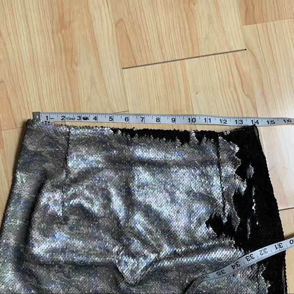 NWT Free People Size 2 Camo Sequin Mini Skirt Black Silver - Picture 9 of 10